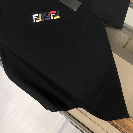フェンディ新しい半袖Tシャツ