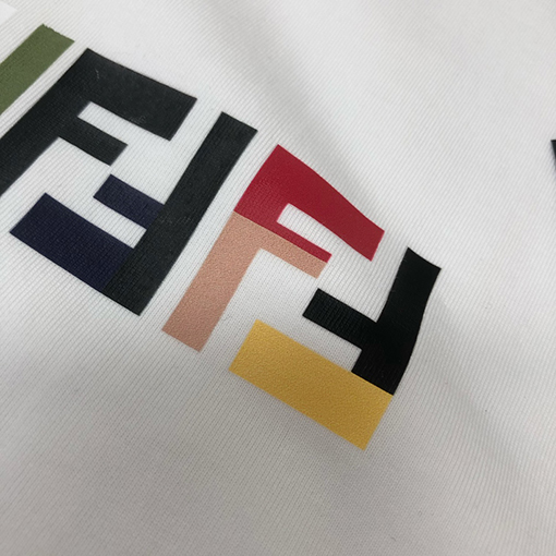 フェンディ新しい半袖Tシャツ