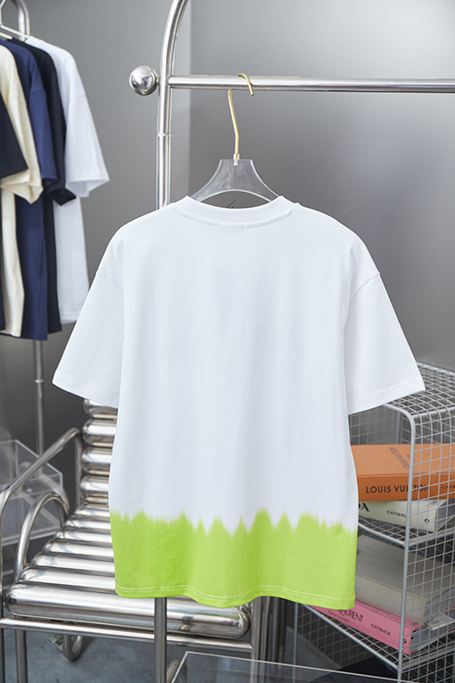 ディオールスーパーコピーDIOR AND KAWS 限定シリーズ半袖シャツ