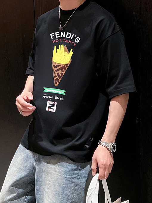 フェンディ 新しいフライドポテトの布章仔刺繍半袖シャツ