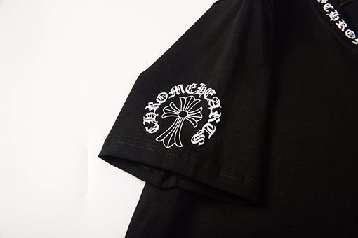 クロムハーツ新しいアルファベットの襟の長いch半袖Tシャツ