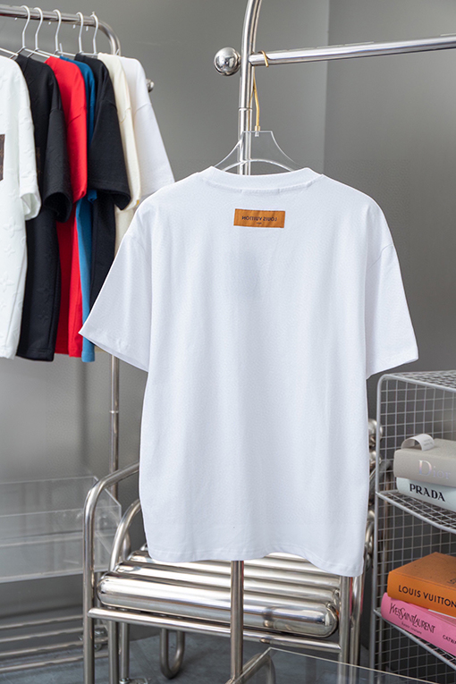 ルイヴィトン 新しいチェーンプリント半袖Tシャツ