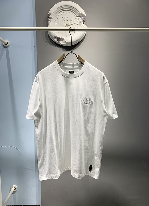 フェンディコピー新しいクラブロゴ刺繍Tシャツ