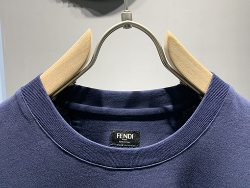 フェンディコピー新しいクラブロゴ刺繍Tシャツ