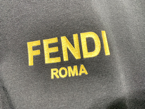 フェンディコピー新しいローマのゴールドプリントTシャ