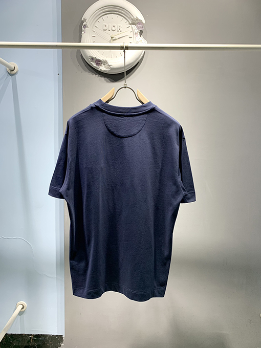 フェンディ新しいクラブシールドバッジ刺繍Tシャツ