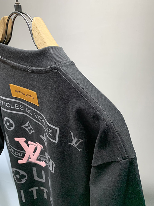 ルイヴィトン新しい厚いロゴプリントTシャツ