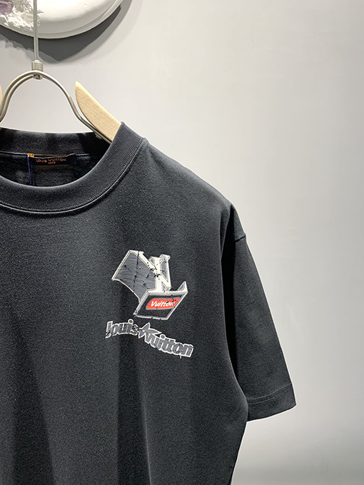 ルイヴィトンコピー新しいクラックパターンプリントTシャツ