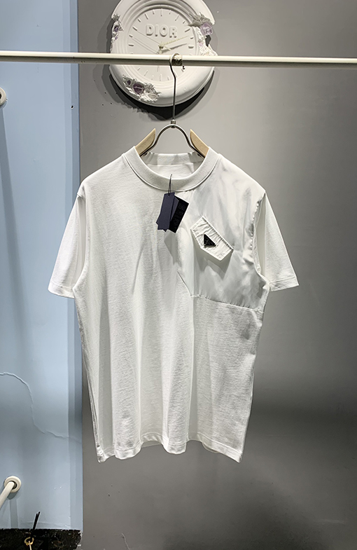 プラダ 新しい針織りステッチポケット半袖Tシャツ