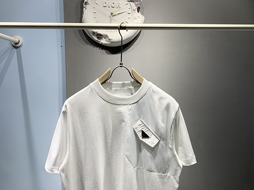 プラダ 新しい針織りステッチポケット半袖Tシャツ