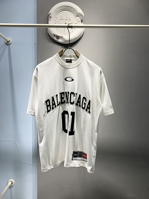 バレンシアガウォッシュドビンテージバスケットボールシリーズ半袖Tシャツ