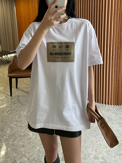 バーバリー 新しいラベルのゆったりとした綿の半袖Tシャツ