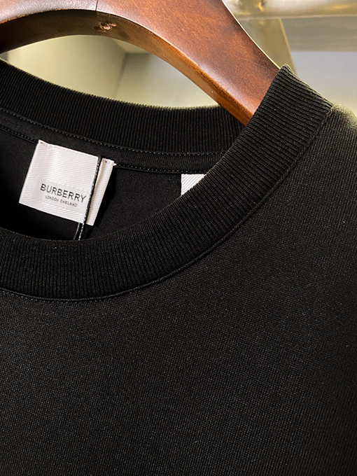 バーバリー 新しいラベルのゆったりとした綿の半袖Tシャツ