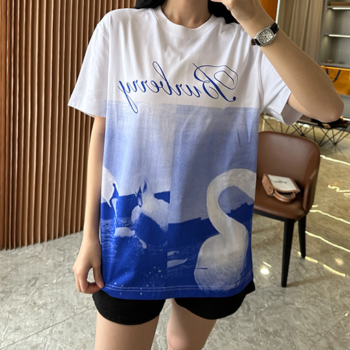 バーバリーコピー 新しい白鳥プリント半袖Tシャツ