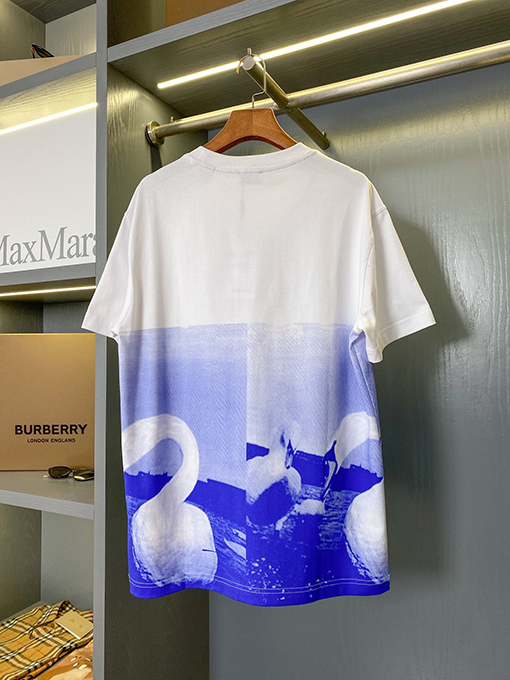 バーバリーコピー 新しい白鳥プリント半袖Tシャツ