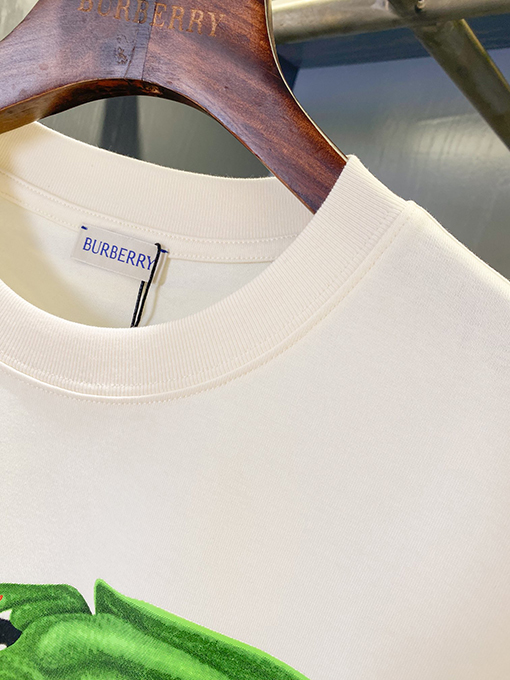バーバリー 新しいカエルプリント半袖Tシャツ