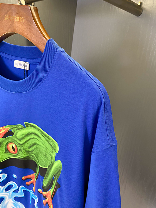 バーバリー 新しいカエルプリント半袖Tシャツ