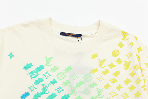 ルイヴィトン グラデーションモノグラム文字プリント大きなロゴロゴ半袖Tシャツ