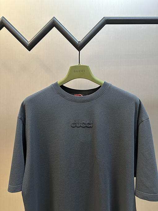 グッチスーパーコピー ロゴ刺繍半袖Tシャツ