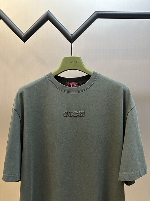 グッチスーパーコピー ロゴ刺繍半袖Tシャツ