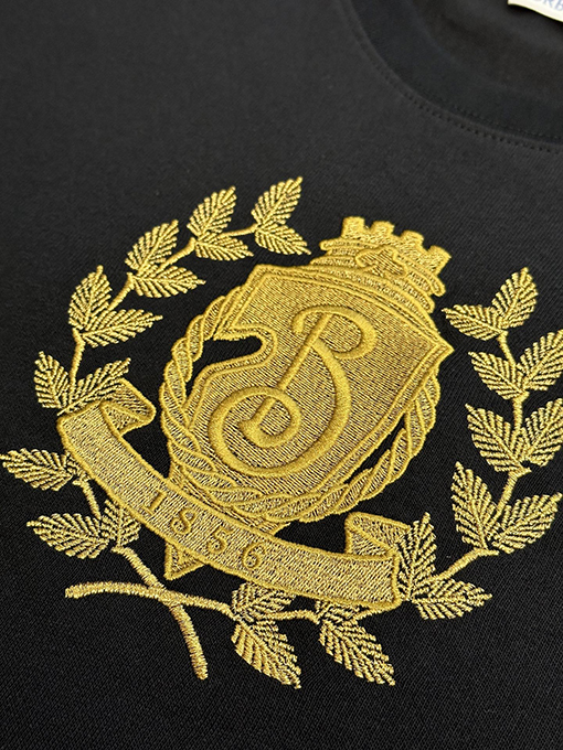 バーバリー ロゴ刺繍ラウンドネック半袖Tシャツ