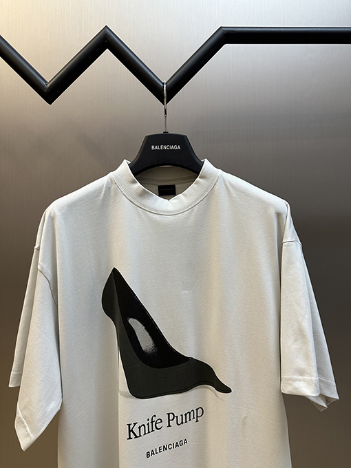 バレンシアガ ハイヒール半袖Tシャツ