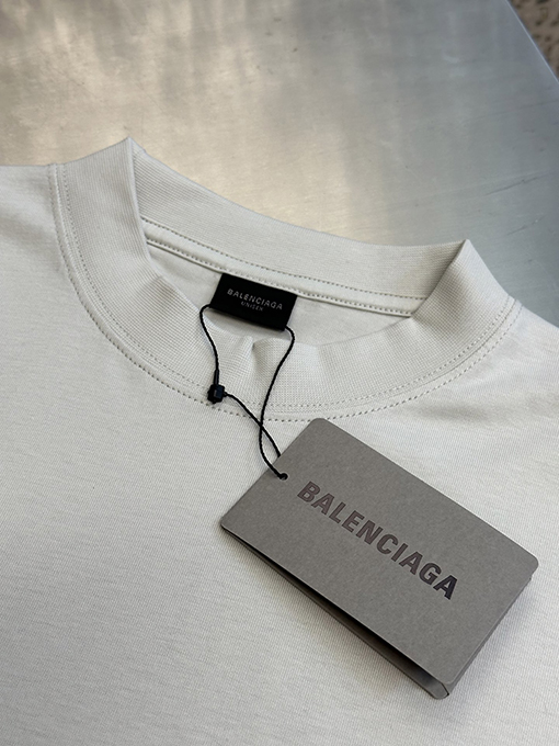 バレンシアガ ハイヒール半袖Tシャツ