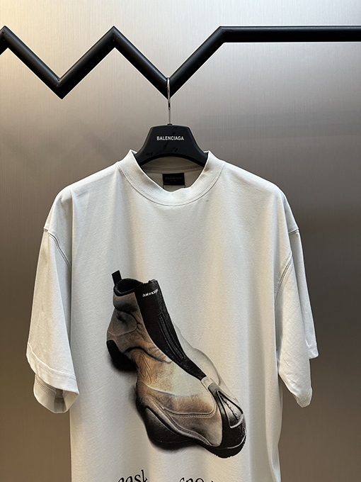 バレンシアガ スニーカー半袖Tシャツ