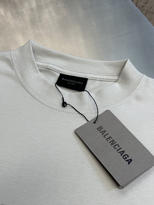 バレンシアガ スニーカー半袖Tシャツ