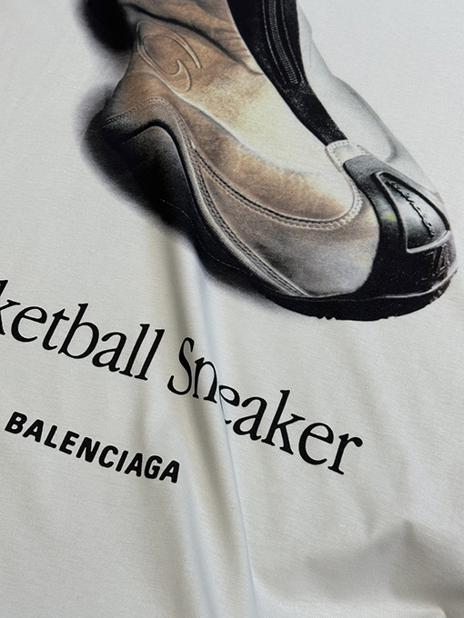 バレンシアガ スニーカー半袖Tシャツ