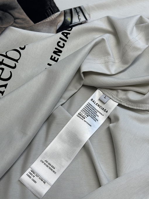 バレンシアガ スニーカー半袖Tシャツ