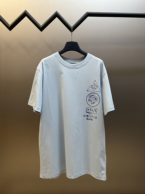 ディオール ピンクのプリント半袖Tシャツ