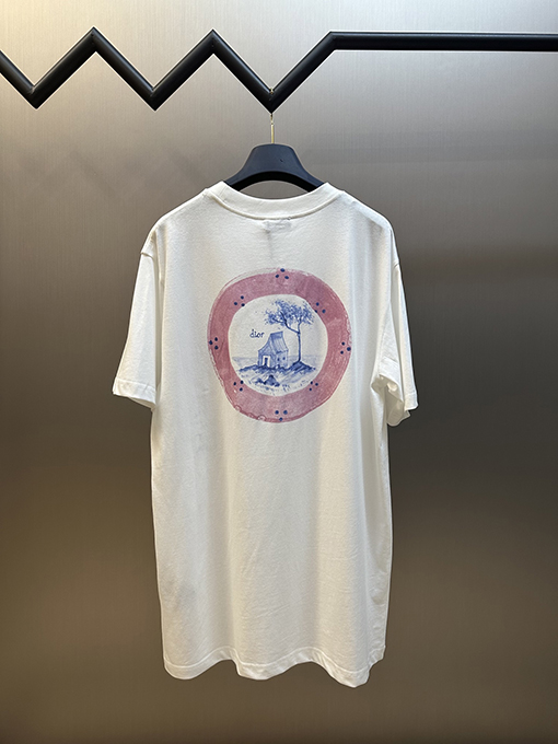 ディオール ピンクのプリント半袖Tシャツ