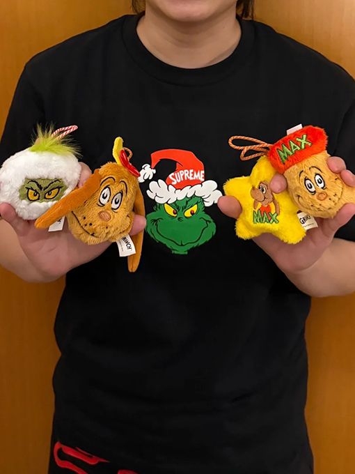 シュプリームスーパーコピー SUPREME FW24 グリンチクリスマスTシャツ