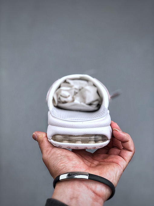 ナイキNike MORE Uptempo Slide ピッペンスリッパ