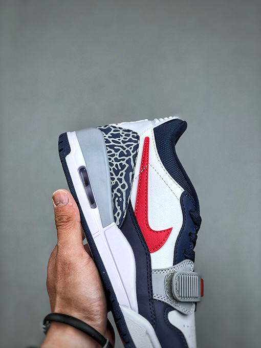ナイキNike Air Jordan Legacy 312 Low ジョーダンバスケットボールシューズ