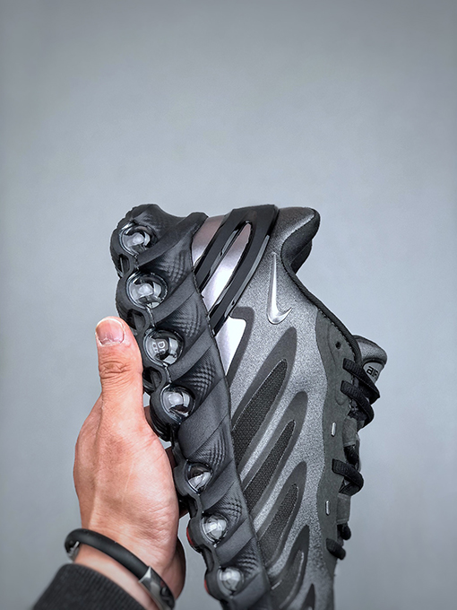 ナイキスーパーコピーNike Air Max DN8 レトロな衝撃吸収エアクッションランニングシューズ