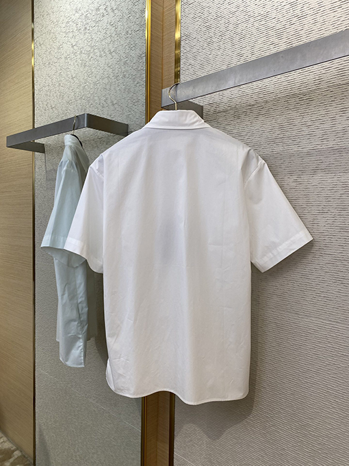 ルイヴィトン 新しいエンボスバッグ半袖シャツ