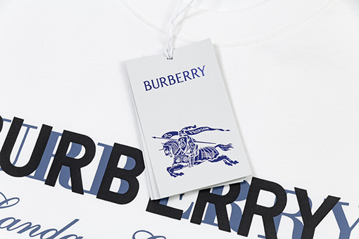 バーバリー  オーバーラップアルファベット軍馬プリント半袖Tシャツ