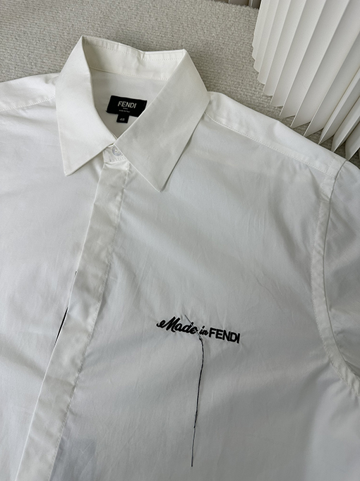 フェンディコピー 刺繍ロゴ長袖シャツ