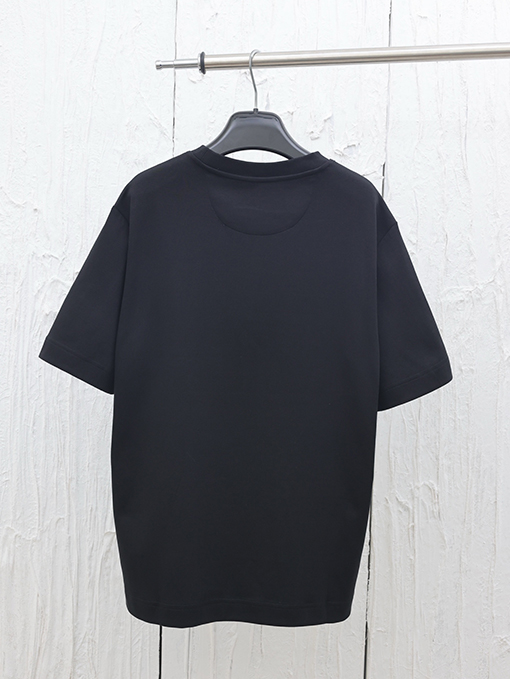 フェンディ 新しいネックラインハードウェア半袖Tシャツ