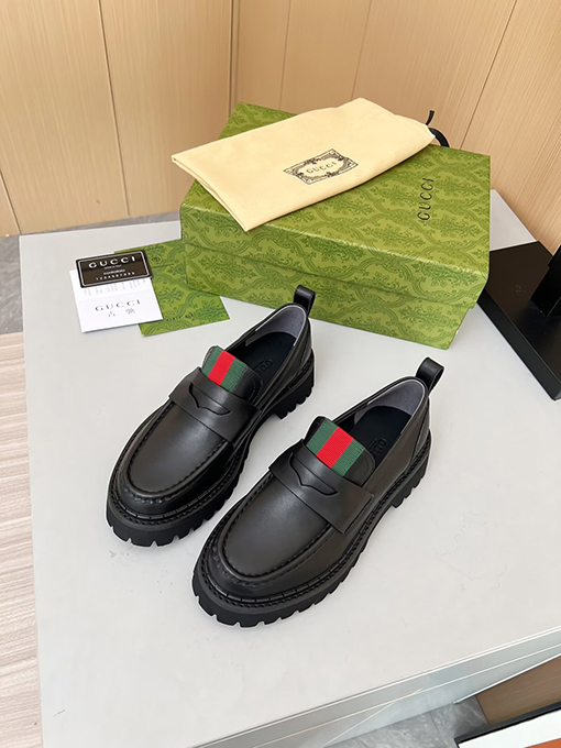 グッチ レディース ファッションローファー
