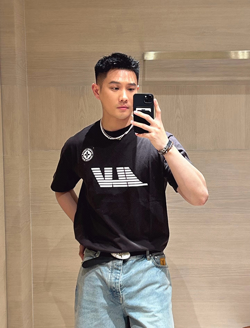 ルイヴィトンコピー コンパスプリント半袖Tシャツ