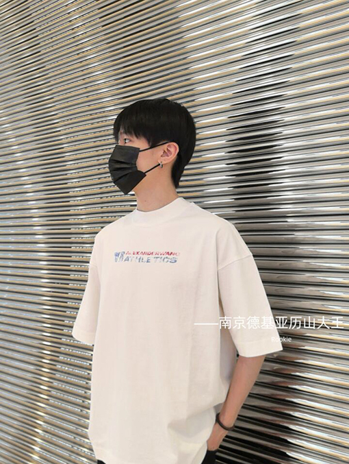 アレキサンダーワン 新しいロゴプリントラウンドネック半袖Tシャツ