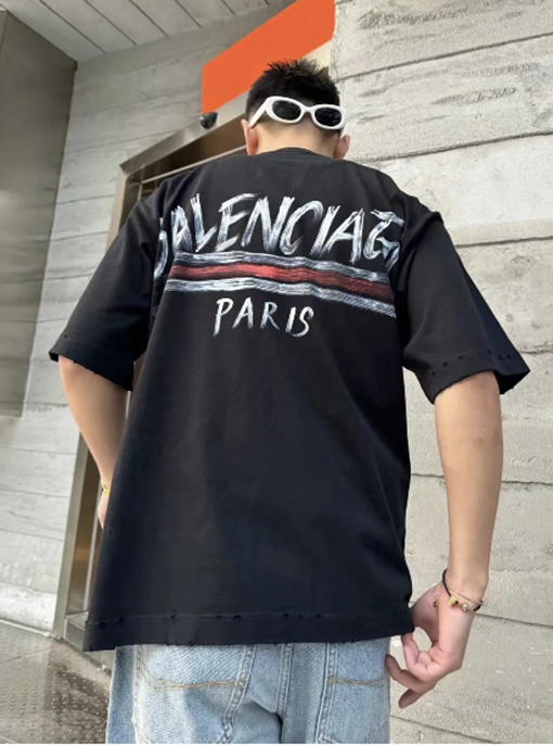 バレンシアガスーパーコピー 落書きスタイルのプリントヘビーパウンド半袖Tシャツ