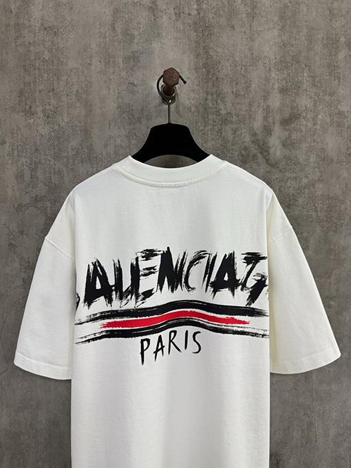 バレンシアガスーパーコピー 落書きスタイルのプリントヘビーパウンド半袖Tシャツ