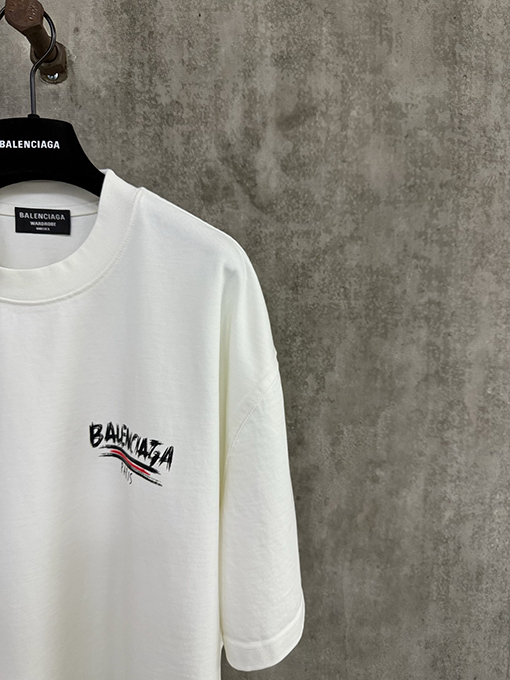 バレンシアガスーパーコピー 落書きスタイルのプリントヘビーパウンド半袖Tシャツ