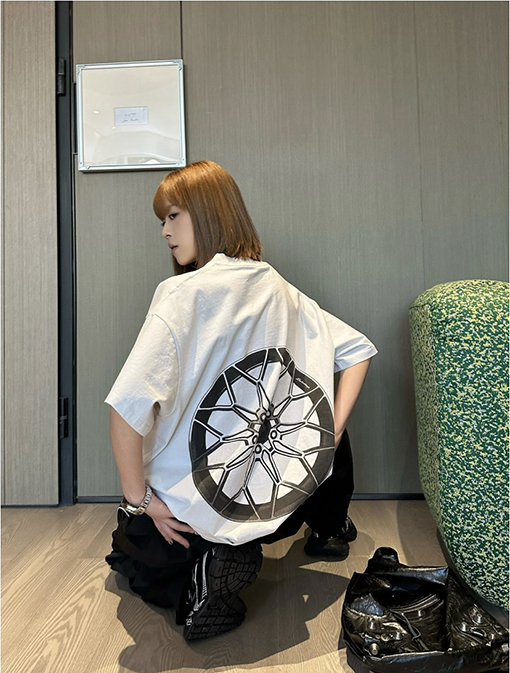 バレンシアガ 25ssコラボレーションロゴプリント半袖Tシャツ