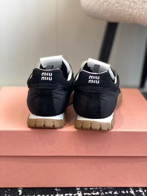 ミュウミュウ  miumiu レディースフォレストカジュアルスニーカー