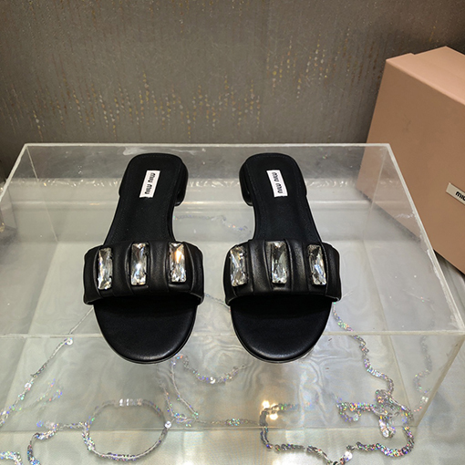 ミュウミュウ  miumiuコピーレディース新しいドリルバックルスリッパ